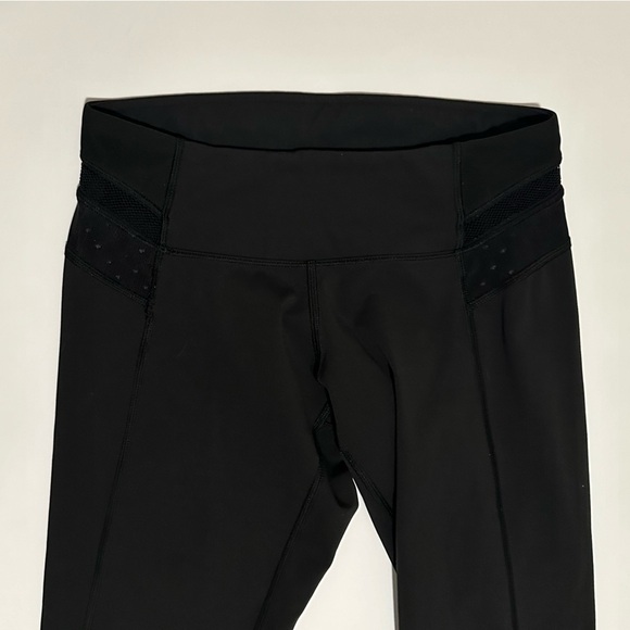 Lululemon Just Breathe Black Crop 21.5” Mesh Dot Mid Rise Athletic Leggings Sz 4 - Picture 9 of 14
